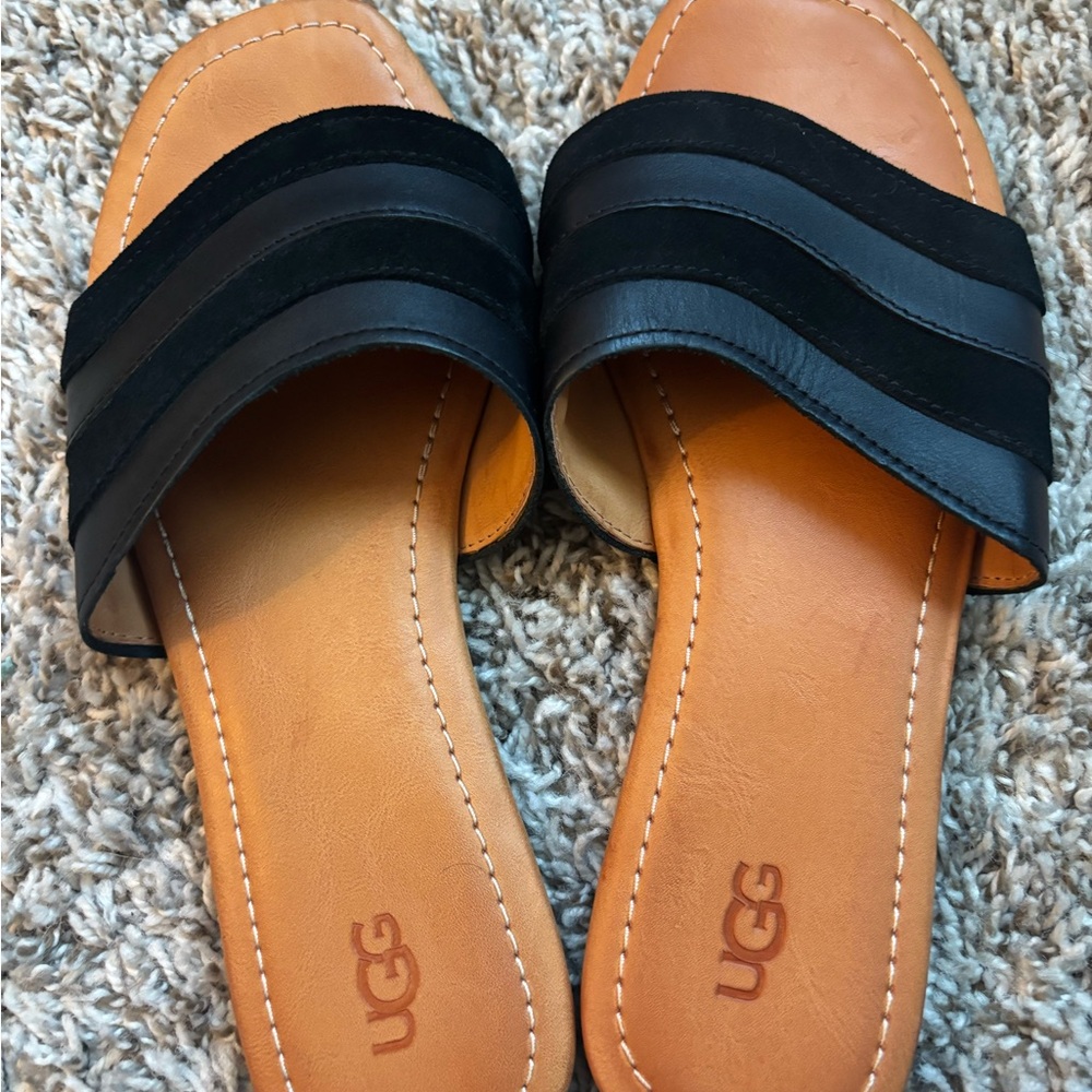 Leather slides we omen 9 mugs